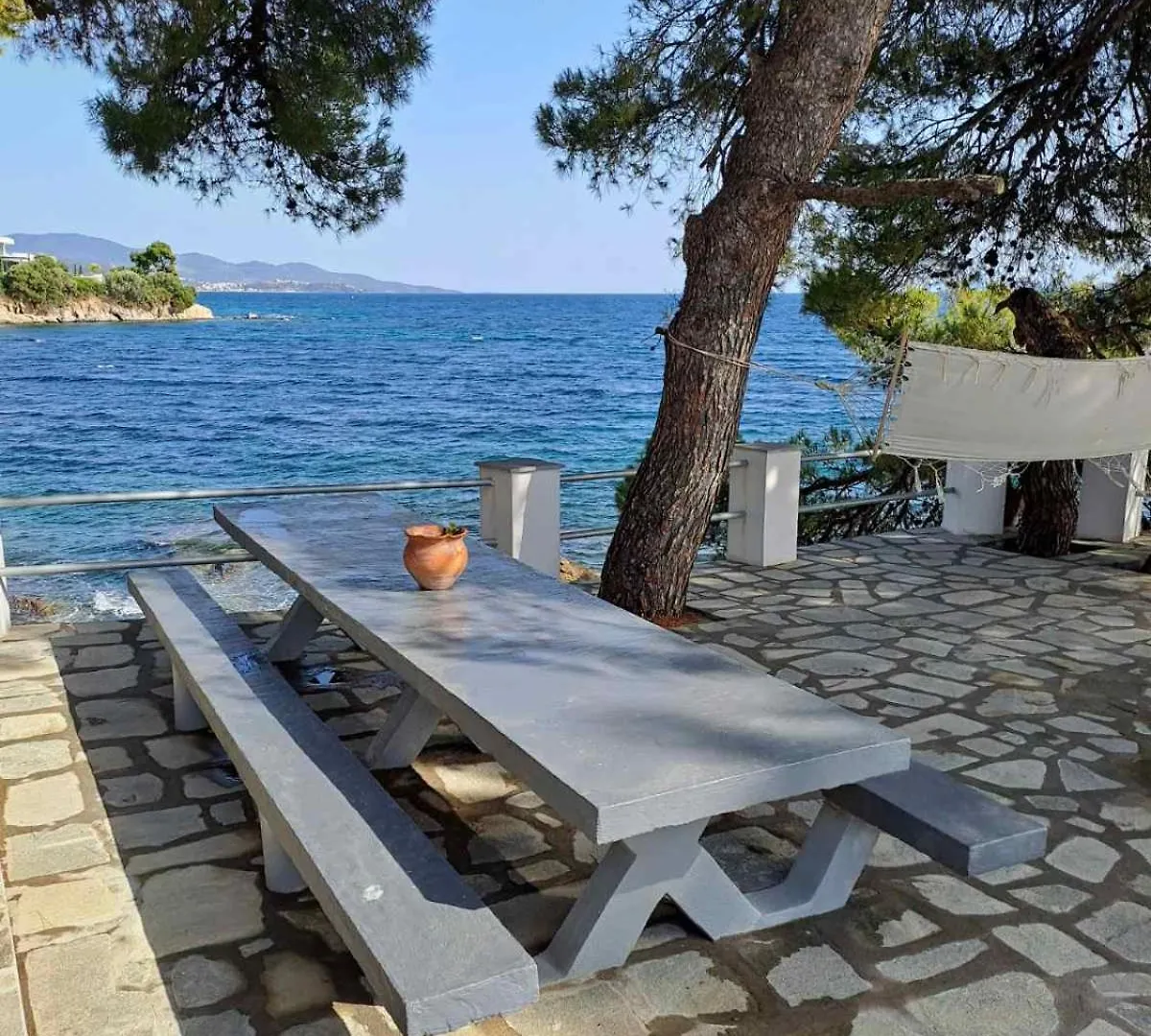 Seaside Villa Hatzi Lagomandra